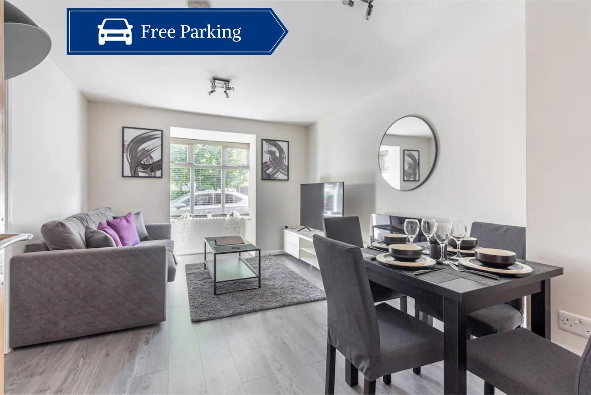 Lovely 2Bed Apt In Redditch, Free Wi-Fi & Parking エクステリア 写真